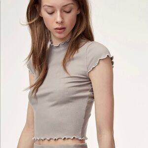 ♥︎ Sunday Best Crowne T-Shirt ♥︎